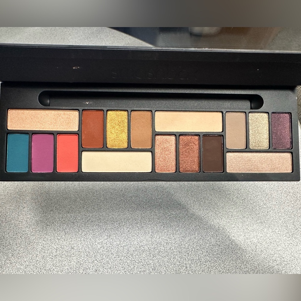 Smashbox Eyeshadow Palette - LA Covershot